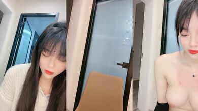 【晚安日记】女神~清纯美女尤物超美身姿 全裸大秀~收费场~极度诱惑！ (1)